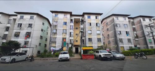 Apartamento para venda possui 46 metros quadrados com 2 quartos em Pirajá - Salvador - BA