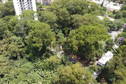 Terreno em Condomínio fechado, Alto da Boa Vista, 833 metros