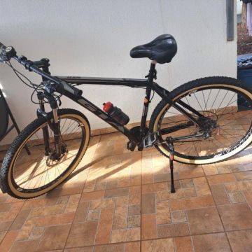 Bicicleta GTA quadro 21 aro 29 bicicleta em estado de Nova sem marca de uso com notfiscaca