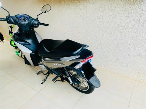 Vendo Biz 110i  2022/2023