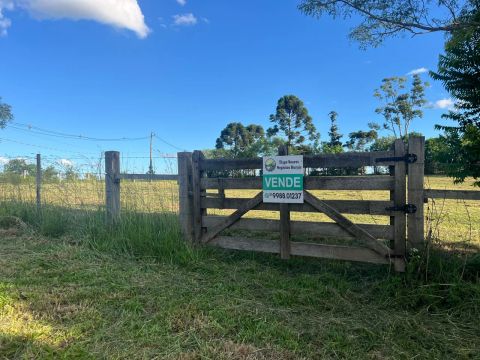 Sitio com 2.050m2 no San Rafael 