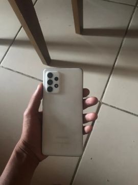 Galaxy A52