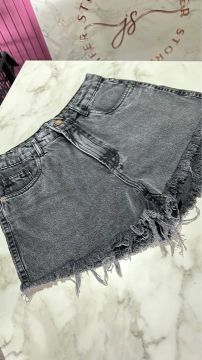 Short Jeans Desfiado Preto tamanho 38