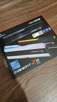 Memória DDR5 48GB (2x24GB) 6400MHz CL36 Trident Z5 RGB GSkill 