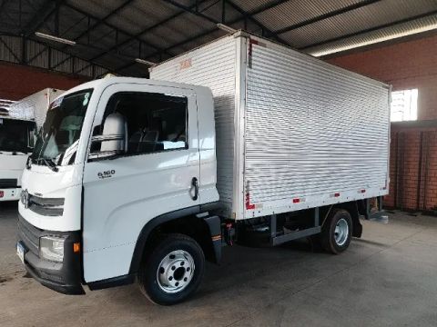 6-160 Com ar condicionado com ou sem bau