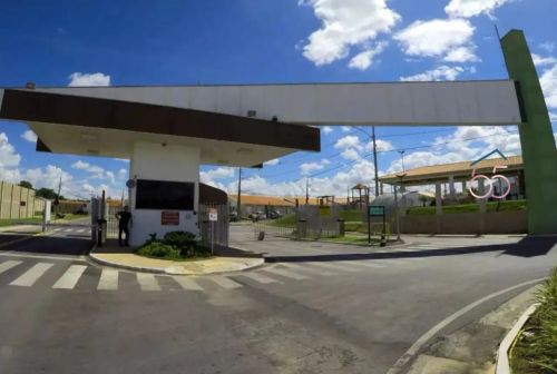 Locação casa no condomínio Rio Coxipó