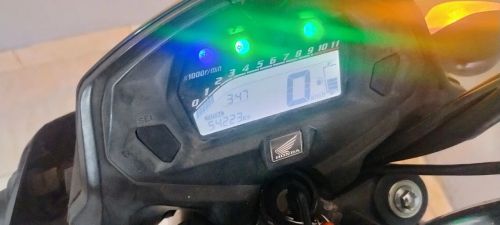 Vendo urgente está moto.