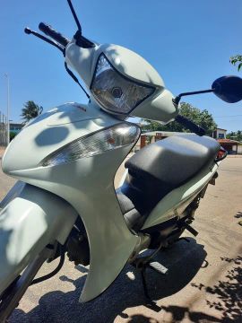 Honda Biz 125 Branca - 2015