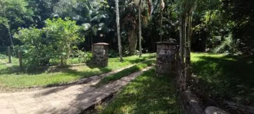 Terreno em Porto Alegre, no bairro Pedra Redonda, à venda.