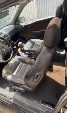 Vendo bancos esportivos Alfa Romeu 145 2 portas,
