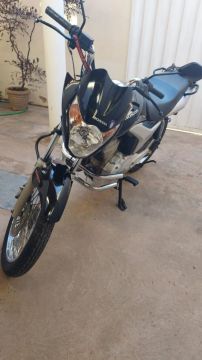 Moto Titan 09/09