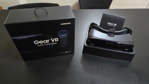 Samsung Gear VR by Oculus com controle