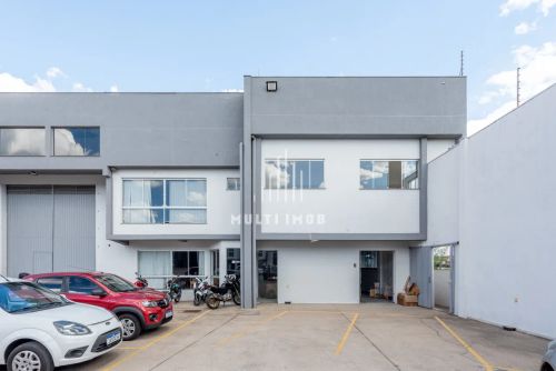 Prédio comercial de 824,72m² - 2 pavimentos