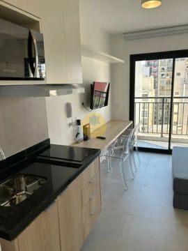 Viva com Estilo no Coração de São Paulo: Apartamento Mobiliado no Condomínio Edifício IS C