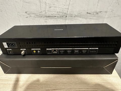 TV modelo QLED SMART UHD SAMSUNG Q80 75 polegadas. A TELA NÃO ESTÁ FUNCIONANDO