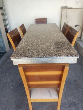 Mesa de Jantar em Granito