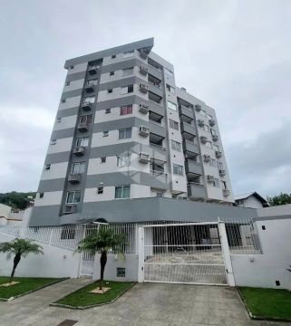 Apartamento em PANTANAL