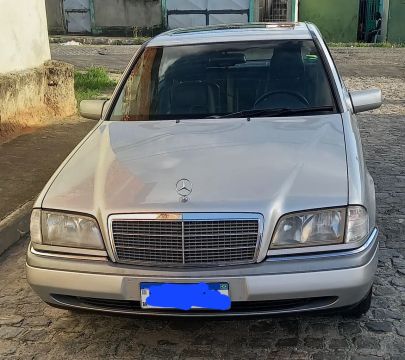 Mercedes-Benz raridade! Relíquia!! Com apenas...