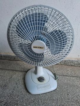 Ventilador Pequeno Mallory 30cm Seminovo