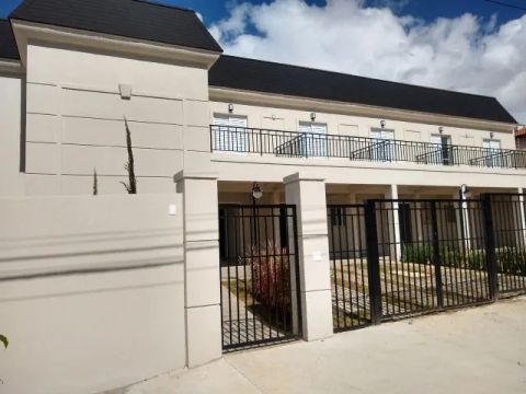 Sobrado com 2 suites - Zona Leste