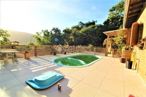 Sitio à venda em Porto Alegre, ótima localização!