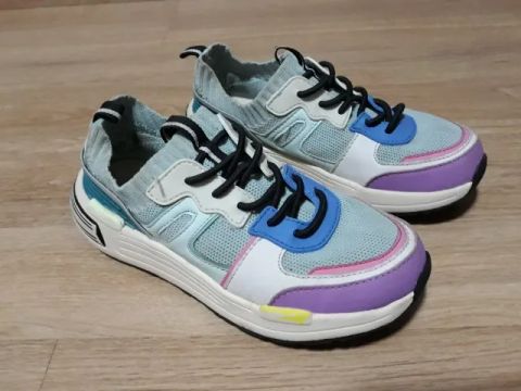 Tênis Zara Colorido - Tam 32 - 50,00