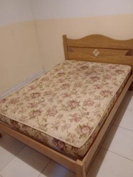 Cama de casal com cabeceira