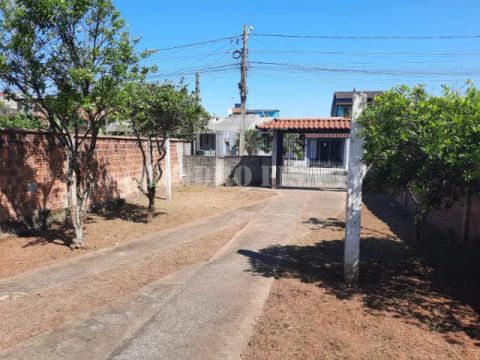 Casa em Terreno 200m² - Feitoria