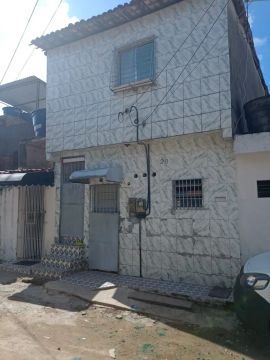 Vende-se duas casas (duplex) em caçote areias .