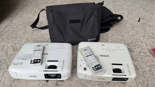 Vendo Projetor Epson Power Lite X24+ Branco 3500 Lumens (Usado)