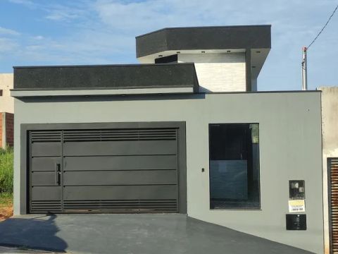 Casa nova 3 quartos ótimo acabamento