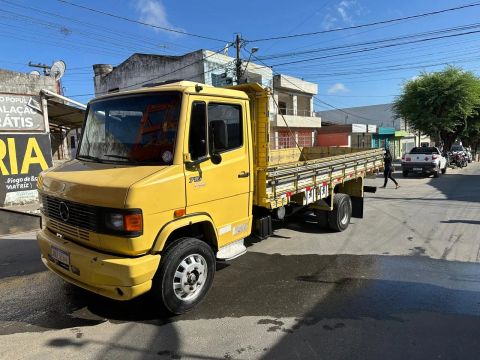 "caminhoes 710" no Brasil