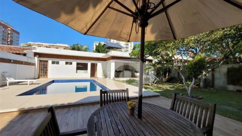 Vendo Casa de Condomínio com 4 Quartos 300m² - Barra da Tijuca - Rio de Janeiro