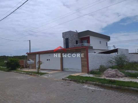 Casa em Arraial do Cabo, Monte Alto. Loteamento Aroeiras - Camboinhas - Arraial do Cabo/RJ