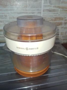 espremedor de fruta eletrico marca GE