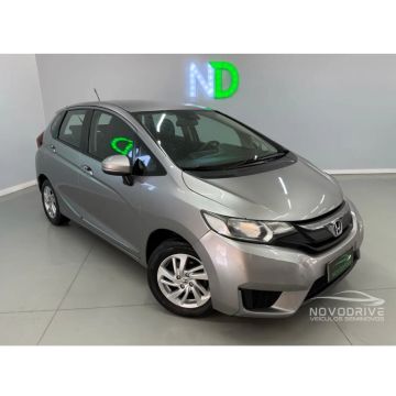FIT LX 1.5 2015 automático 
