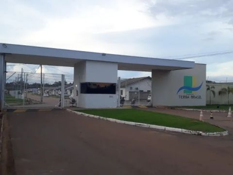 Vendo casa no Condomínio Terra Brasil (particular)