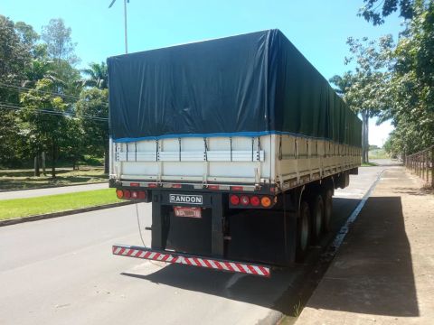 Carreta randon 2009