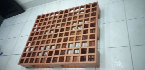 Palete Pallet Plastico Multiuso Reforçado Marfinite