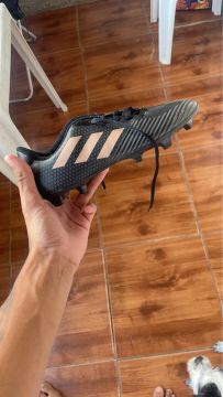 Chuteira original adidas tamanho 38