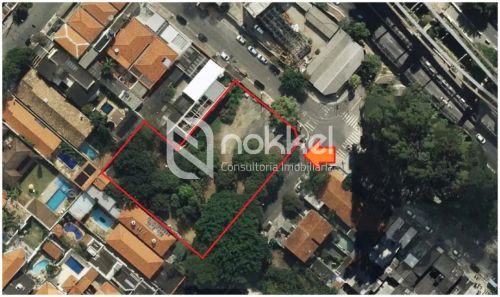 Terreno com 2388 m², à venda, Operação Urbana no bairro Campo Belo.
