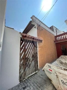 Casa térrea com 2 quartos à venda ou para locação em Vila Santa Terezinha (zona Norte) - S