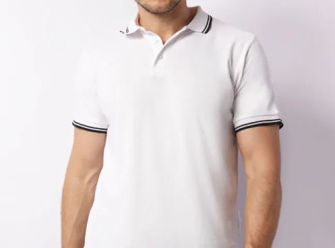 Camiseta polo marca Hering nova pela metade do preço 