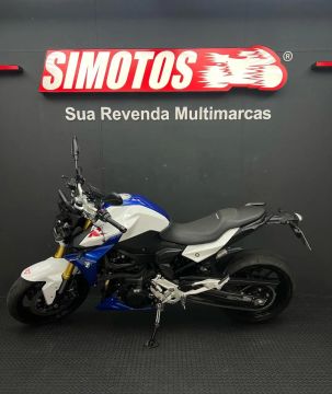 BMW F 900 R Sport Plus