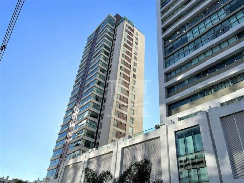 Apto Alto Padrão Mobiliado, 04 Dorms, Condomínio Vivere, Água Verde/Vila Izabel, Impecável