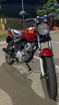 Honda CG 150 - Vermelha - Conservada