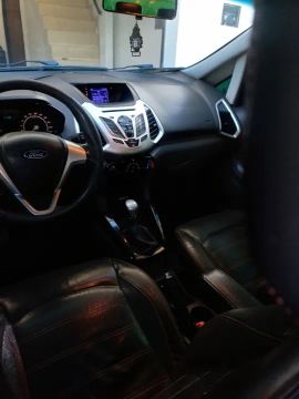 Ecosport freestyle preta 