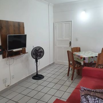 Apartamento para Temporada próximo à Av. Litorânea 