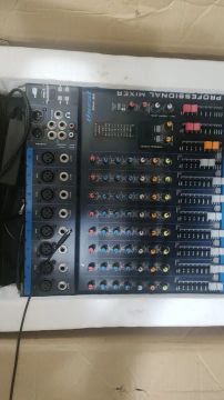 Mesa de Som Profissional 12 Canais