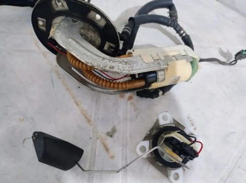 Bomba de combustível CB 300R